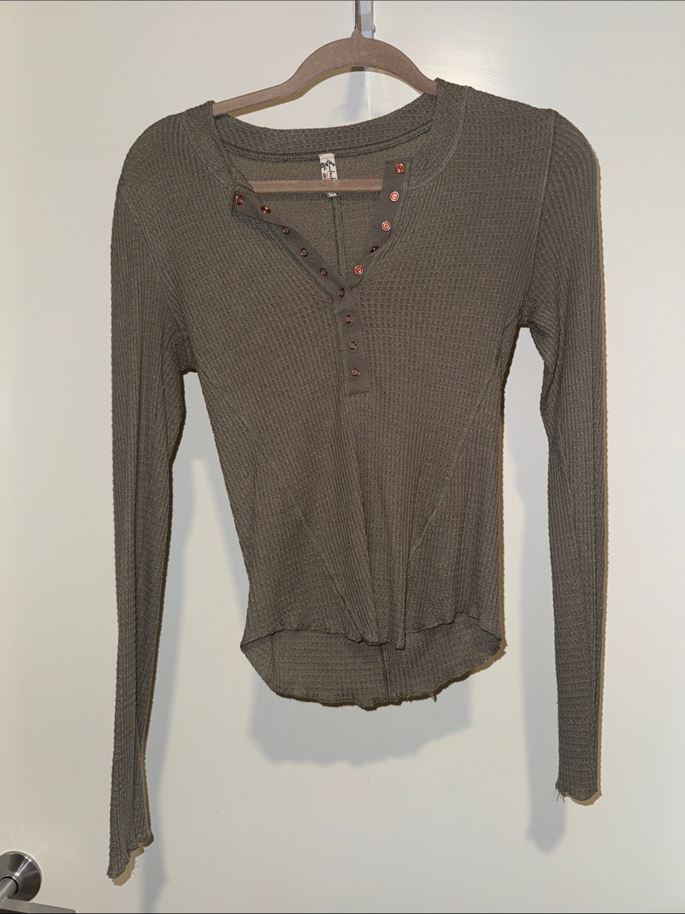 Free people Waffle-Knit Long Sleeve Henley Top - Olive Green